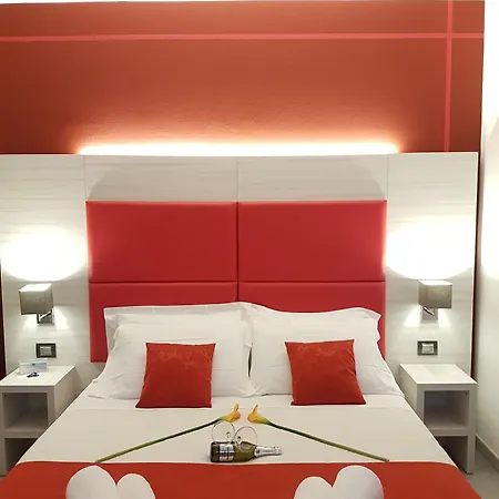 Cinqueterre Behind 4* La Spezia