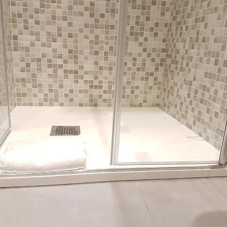 Cinqueterre Behind 4*