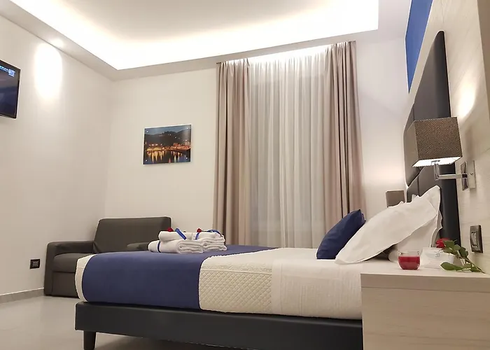 Cinque Terre Behind 4*