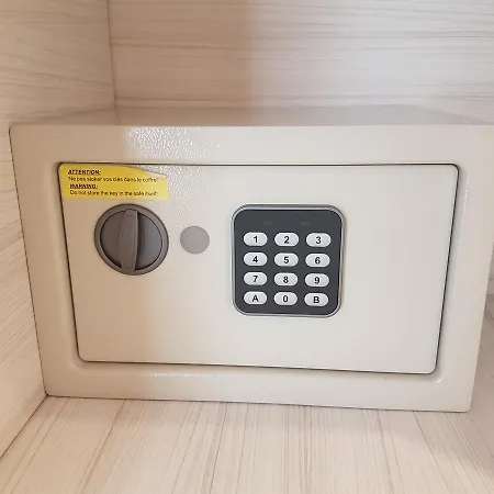 Pensionat Cinqueterre Behind 4*