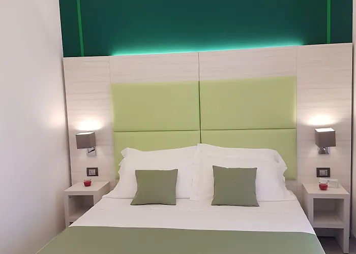 Cinque Terre Behind 4*