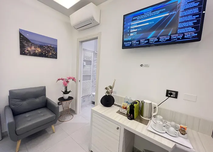 Cinque Terre Behind 4* 斯培西亚